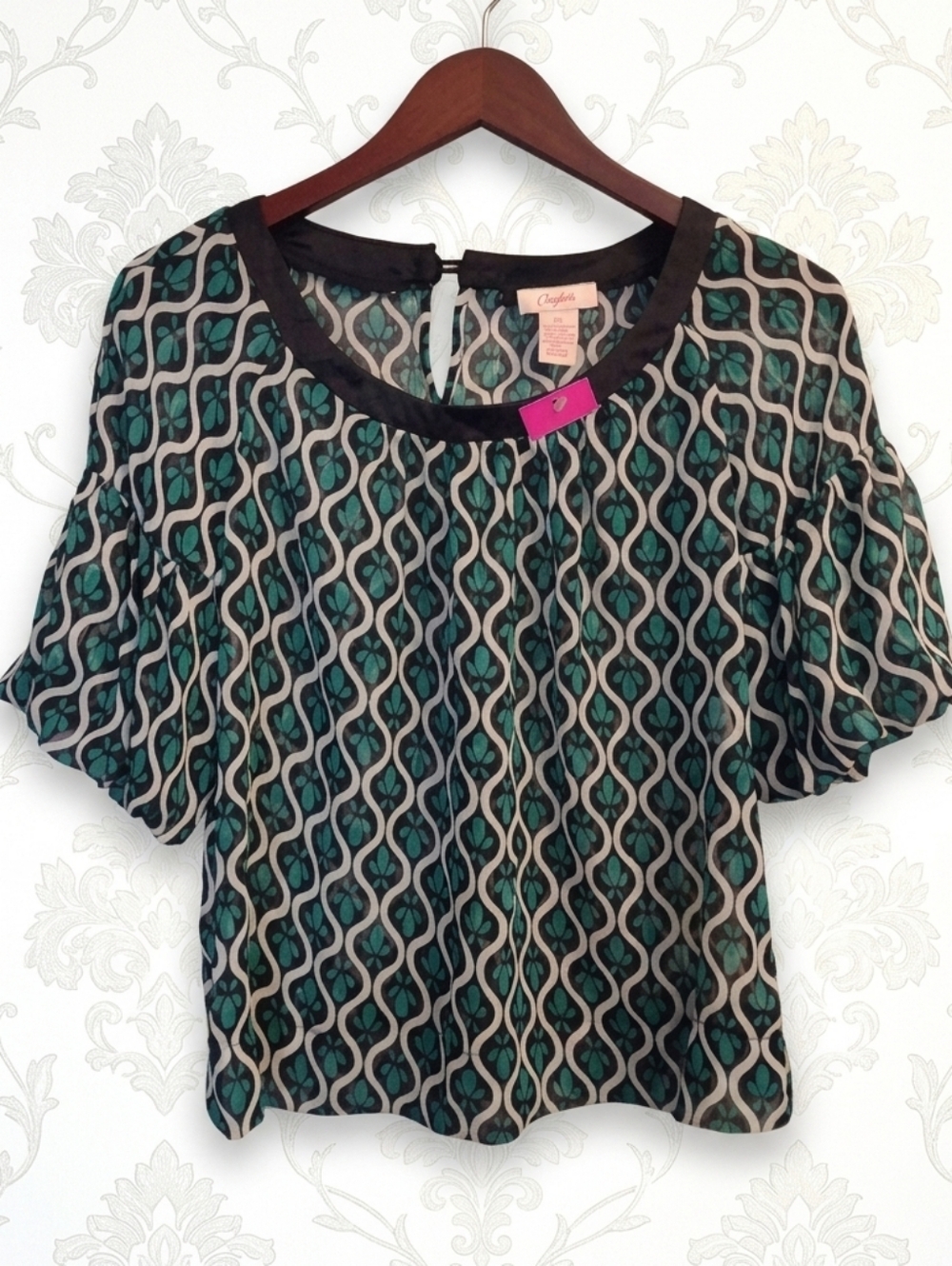 Candies Geometric Pattern Green Black White Short Sleeve Blouse. Size Medium